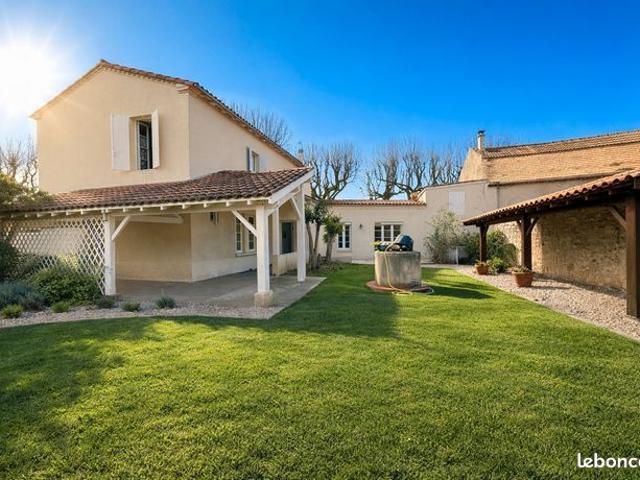 Propriété 5 pièces 112 m²