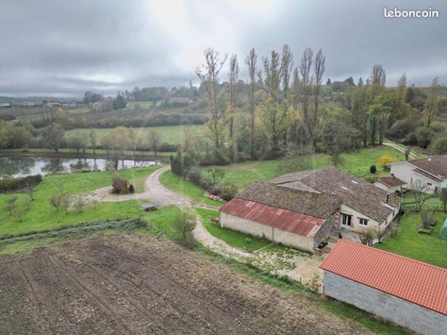 Propriété 5 pièces 112 m²