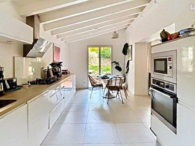Propriété 5 pièces 113 m²