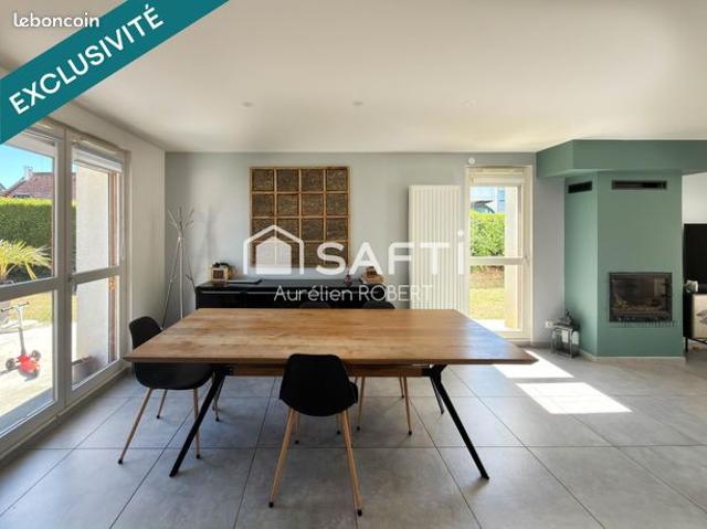 Propriété 5 pièces 113 m²