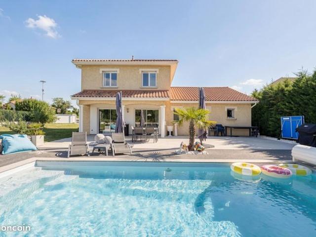 Propriété 5 pièces 124 m²