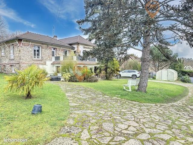 Propriété 5 pièces 124 m²