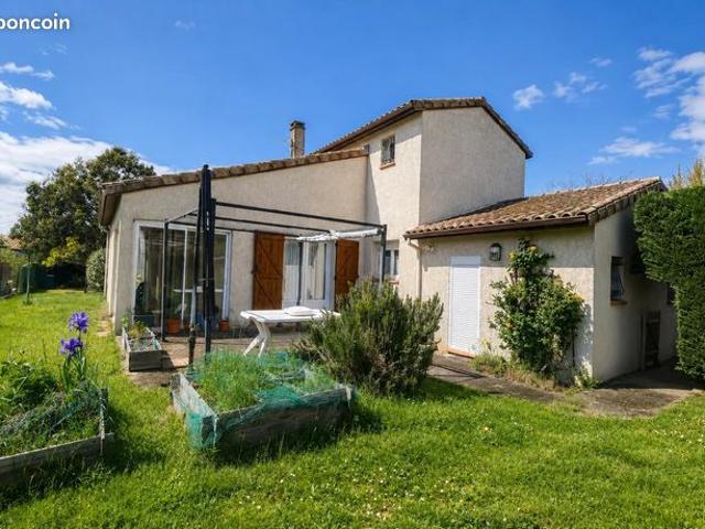 Propriété 5 pièces 125 m²