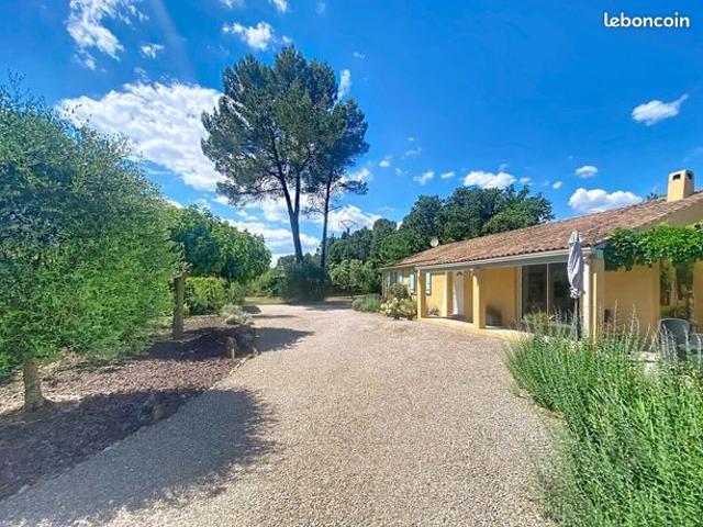 Propriété 5 pièces 125 m²