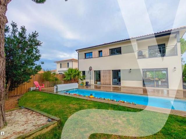 Propriété 5 pièces 127 m²