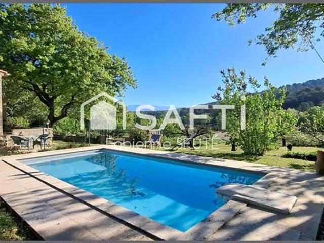 Propriété 5 pièces 127 m²