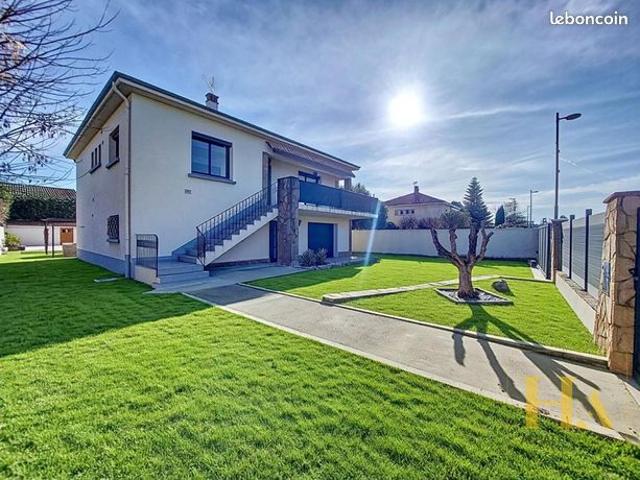 Propriété 5 pièces 127 m²