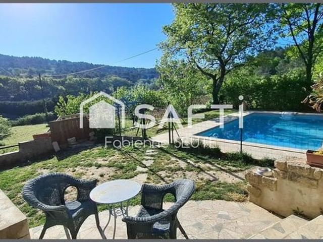 Propriété 5 pièces 127 m²