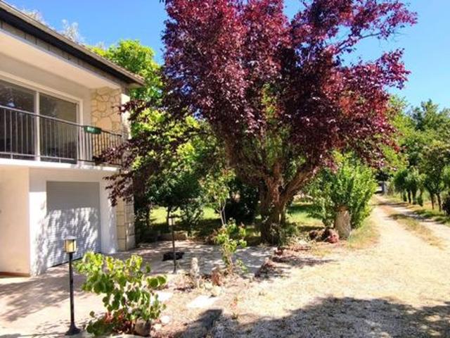 Propriété 5 pièces 127 m²