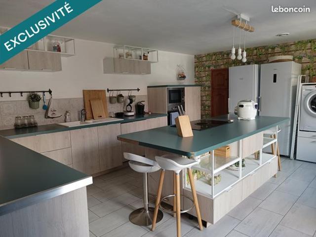 Propriété 5 pièces 120 m²
