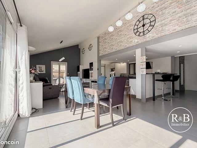 Propriété 5 pièces 120 m²