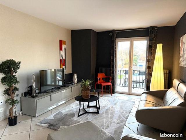 Propriété 5 pièces 120 m²