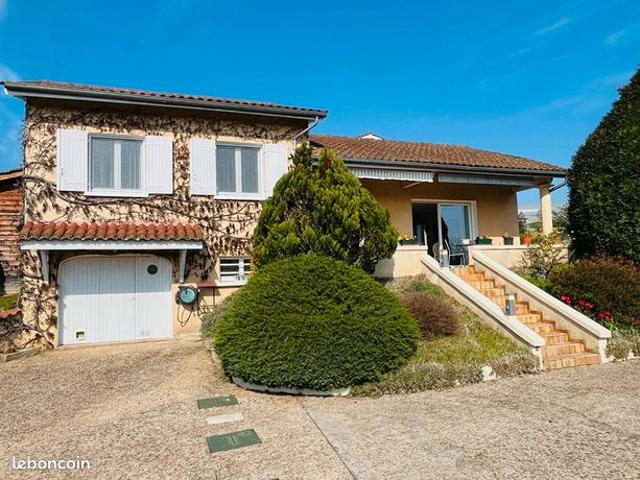 Propriété 5 pièces 120 m²