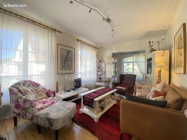 Propriété 5 pièces 121 m²