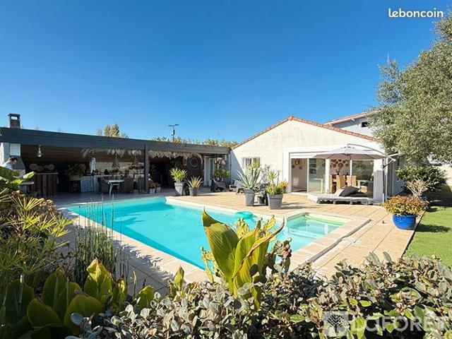 Propriété 5 pièces 121 m²