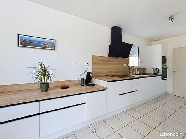 Propriété 5 pièces 121 m²