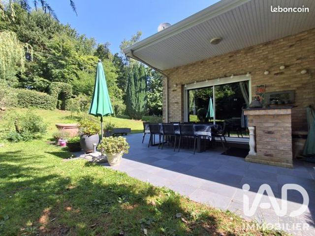 Propriété 5 pièces 122 m²