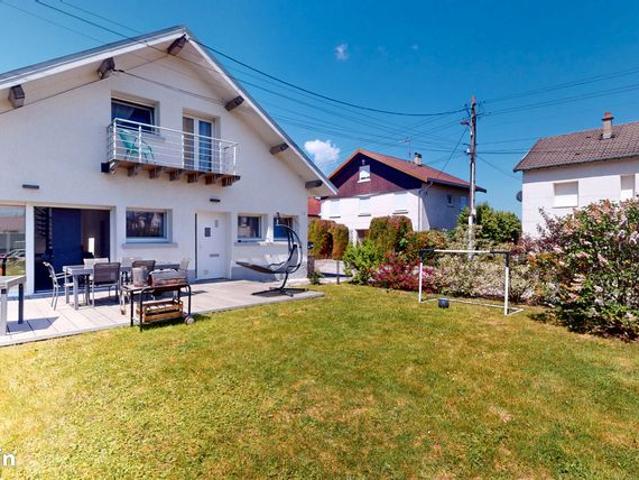 Propriété 5 pièces 140 m²
