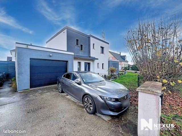 Propriété 5 pièces 123 m²