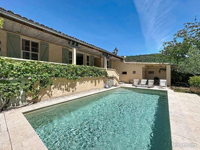 Propriété 5 pièces 123 m²