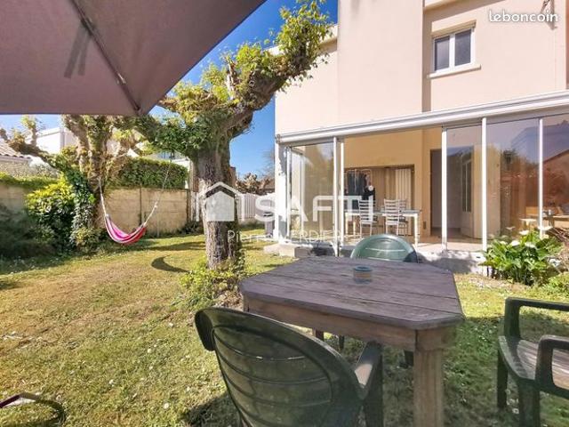 Propriété 5 pièces 123 m²