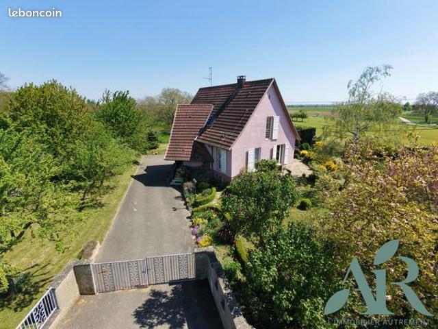 Propriété 5 pièces 123 m²