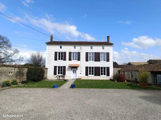 Propriété 5 pièces 134 m²