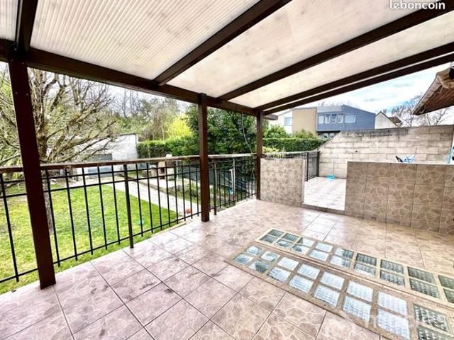 Propriété 5 pièces 135 m²