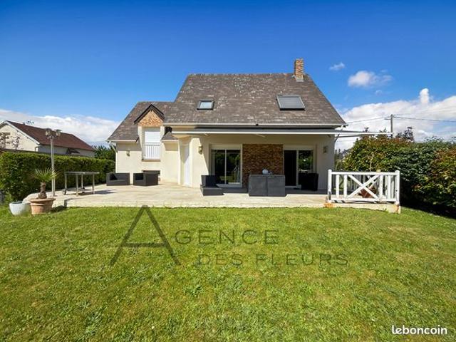 Propriété 5 pièces 135 m²