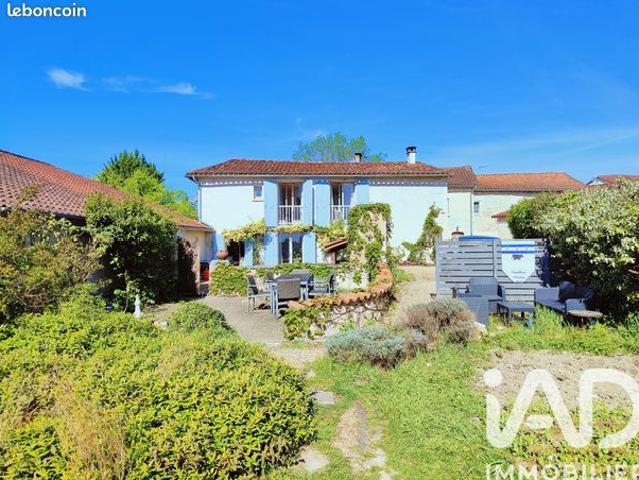 Propriété 5 pièces 135 m²