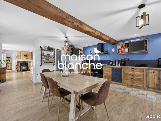 Propriété 5 pièces 135 m²