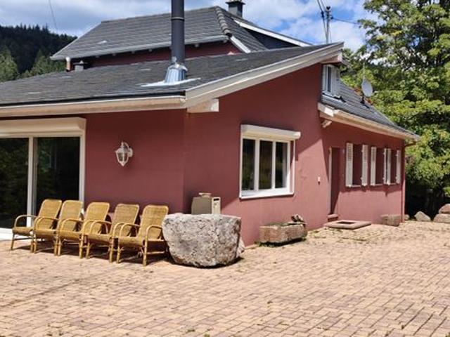 Propriété 5 pièces 135 m²