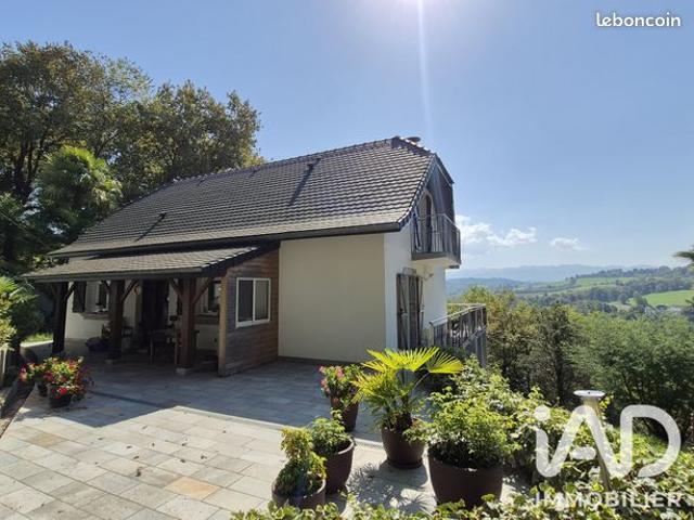 Propriété 5 pièces 135 m²