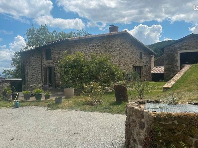 Propriété 5 pièces 135 m²