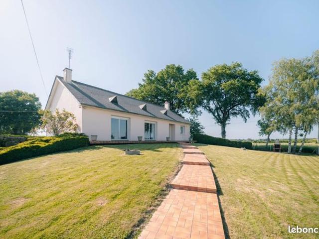 Propriété 5 pièces 135 m²