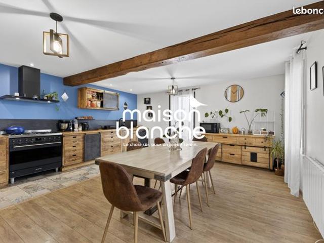 Propriété 5 pièces 135 m²
