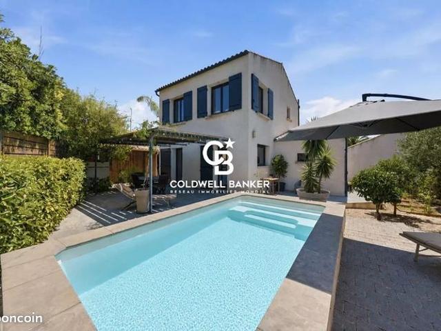 Propriété 5 pièces 135 m²