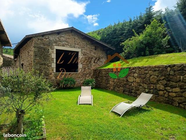Propriété 5 pièces 136 m²