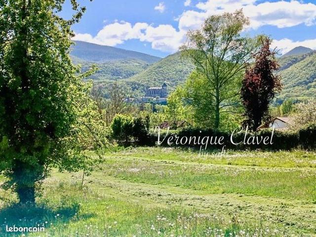 Propriété 5 pièces 136 m²