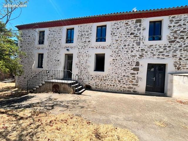Propriété 5 pièces 137 m²