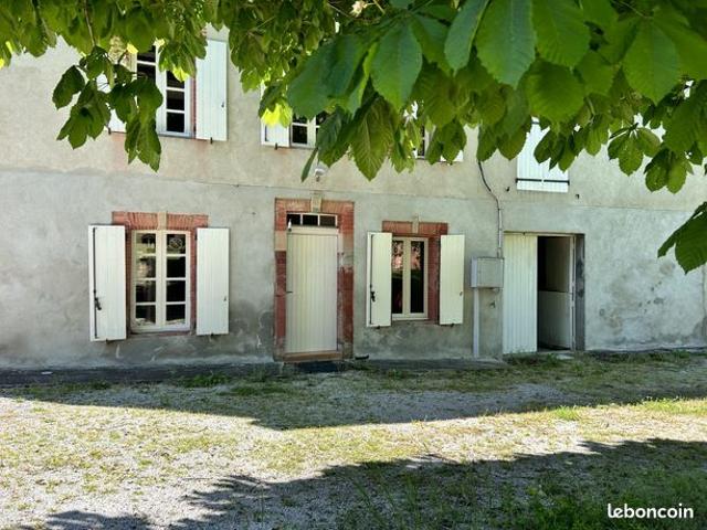Propriété 5 pièces 137 m²