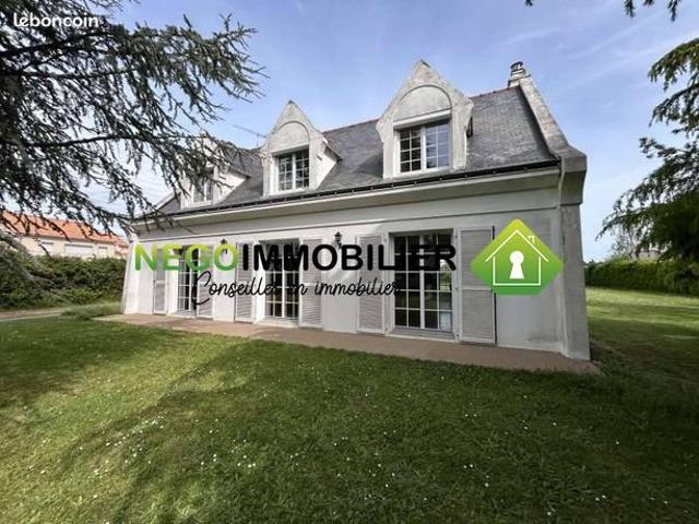 Propriété 5 pièces 137 m²