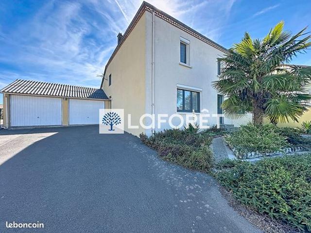 Propriété 5 pièces 137 m²