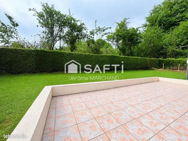 Propriété 5 pièces 137 m²