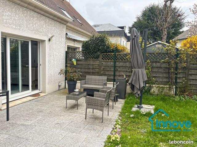 Propriété 5 pièces 137 m²