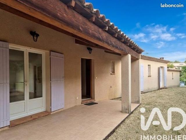 Propriété 5 pièces 138 m²
