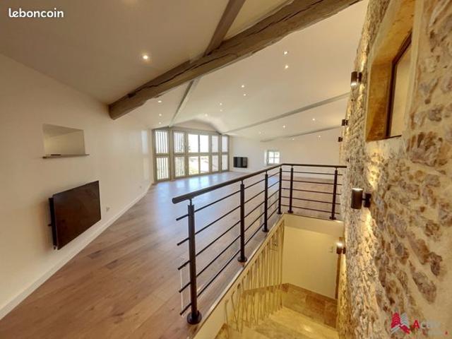 Propriété 5 pièces 138 m²
