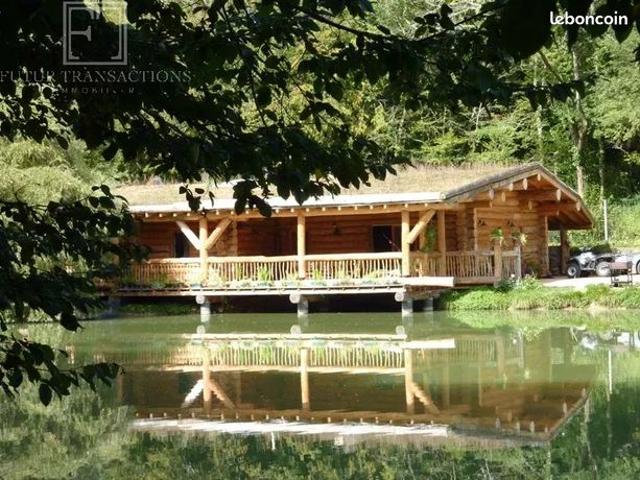 Propriété 5 pièces 138 m²