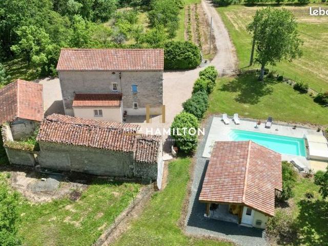 Propriété 5 pièces 138 m²