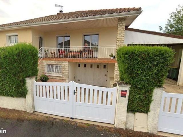Propriété 5 pièces 138 m²